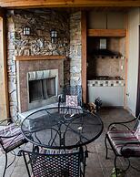 Galiano Oceanfront Inn & Spa