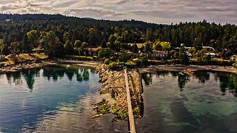 Galiano Oceanfront Inn & Spa