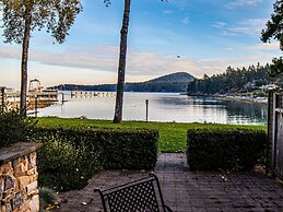 Galiano Oceanfront Inn & Spa