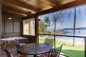 Galiano Oceanfront Inn & Spa