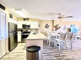 Plantation Palms Condos by ALBVR