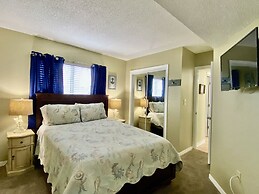 Plantation Palms Condos by ALBVR