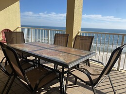 Summer House Condos by ALBVR