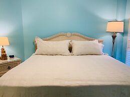 Summer House Condos by ALBVR