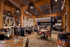 7 Cedars Hotel & Casino