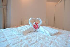 The Crystal Apartment