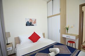 The Crystal Apartment