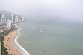 The Crystal Apartment