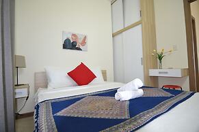 The Crystal Apartment