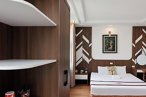 OYO 472 Lenka Hotel