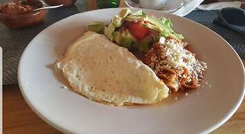 El Cihualteco Hotel Restaurante Bar