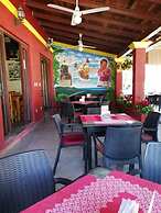 El Cihualteco Hotel Restaurante Bar