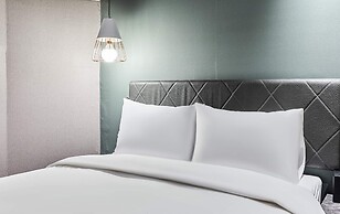 Hotel WO Yongsan Station