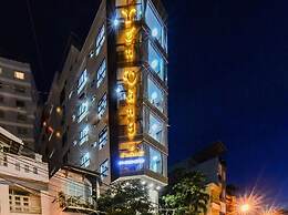 Yen Vang Hotel & Apartment