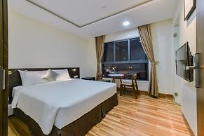 Yen Vang Hotel & Apartment