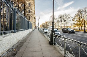 Central Admiralty Apartment