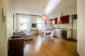 Central Admiralty Apartment