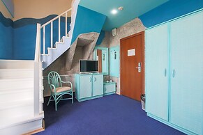 Tropicana Park Country Club