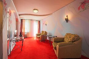 Tropicana Park Country Club