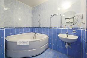 Tropicana Park Country Club