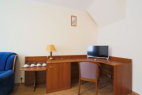 Tropicana Park Country Club