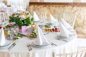 Tropicana Park Country Club