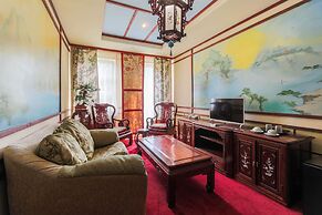 Tropicana Park Country Club