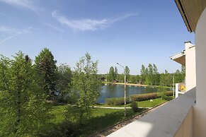 Tropicana Park Country Club