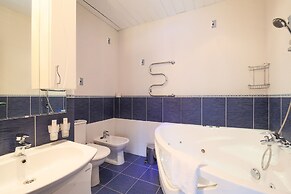 Tropicana Park Country Club