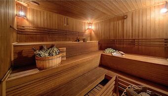 Tropicana Park Country Club