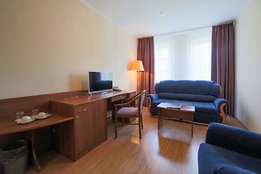 Tropicana Park Country Club