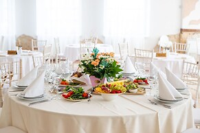 Tropicana Park Country Club