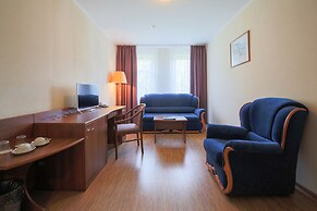 Tropicana Park Country Club