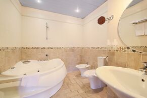 Tropicana Park Country Club