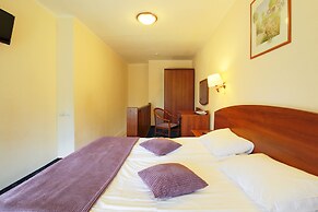 Tropicana Park Country Club