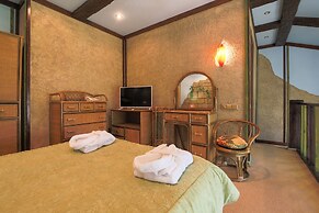 Tropicana Park Country Club