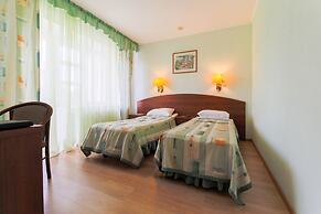 Tropicana Park Country Club