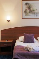 Tropicana Park Country Club