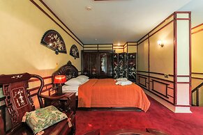 Tropicana Park Country Club