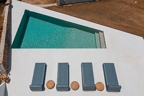 Ventu Paros Villa