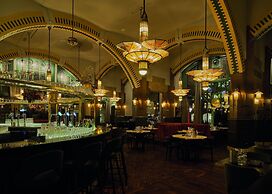 Clayton Hotel Amsterdam American