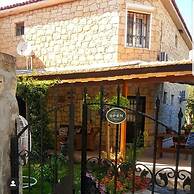 Kekik Alacati Otel Mayko