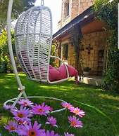 Kekik Alacati Otel Mayko