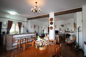 1003 Villa Cornocalejo