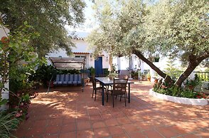 1003 Villa Cornocalejo