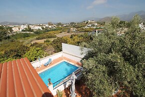 1003 Villa Cornocalejo