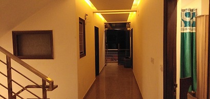 Hotel Aerocity Golden