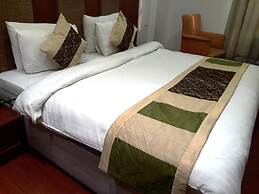 Hotel Aerocity Golden