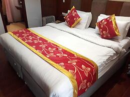 Hotel Aerocity Golden