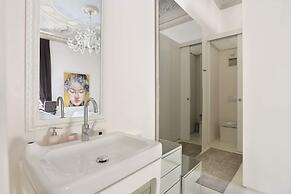 Luxury Apartment in Central Florence